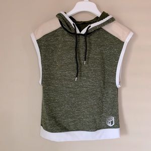 Born primitive hooded sleeveless workout top